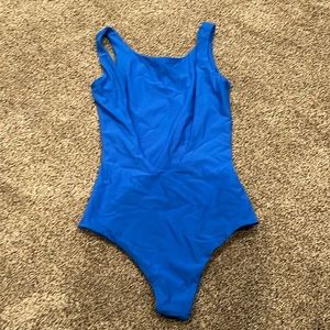 Fused Hawaii one piece